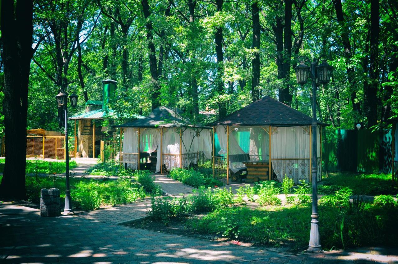 Hotel Dubrava Poltava Buitenkant foto