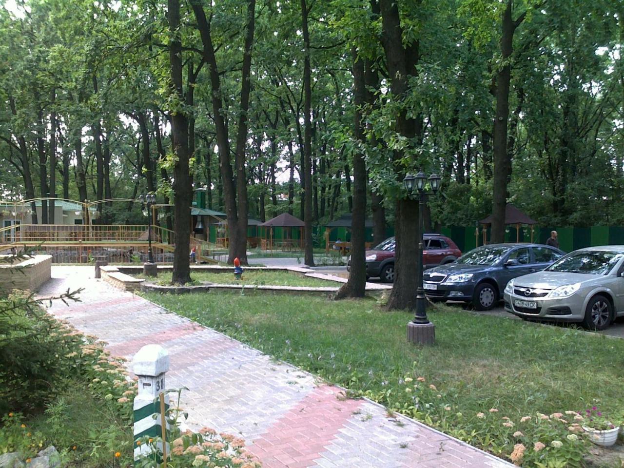 Hotel Dubrava Poltava Buitenkant foto