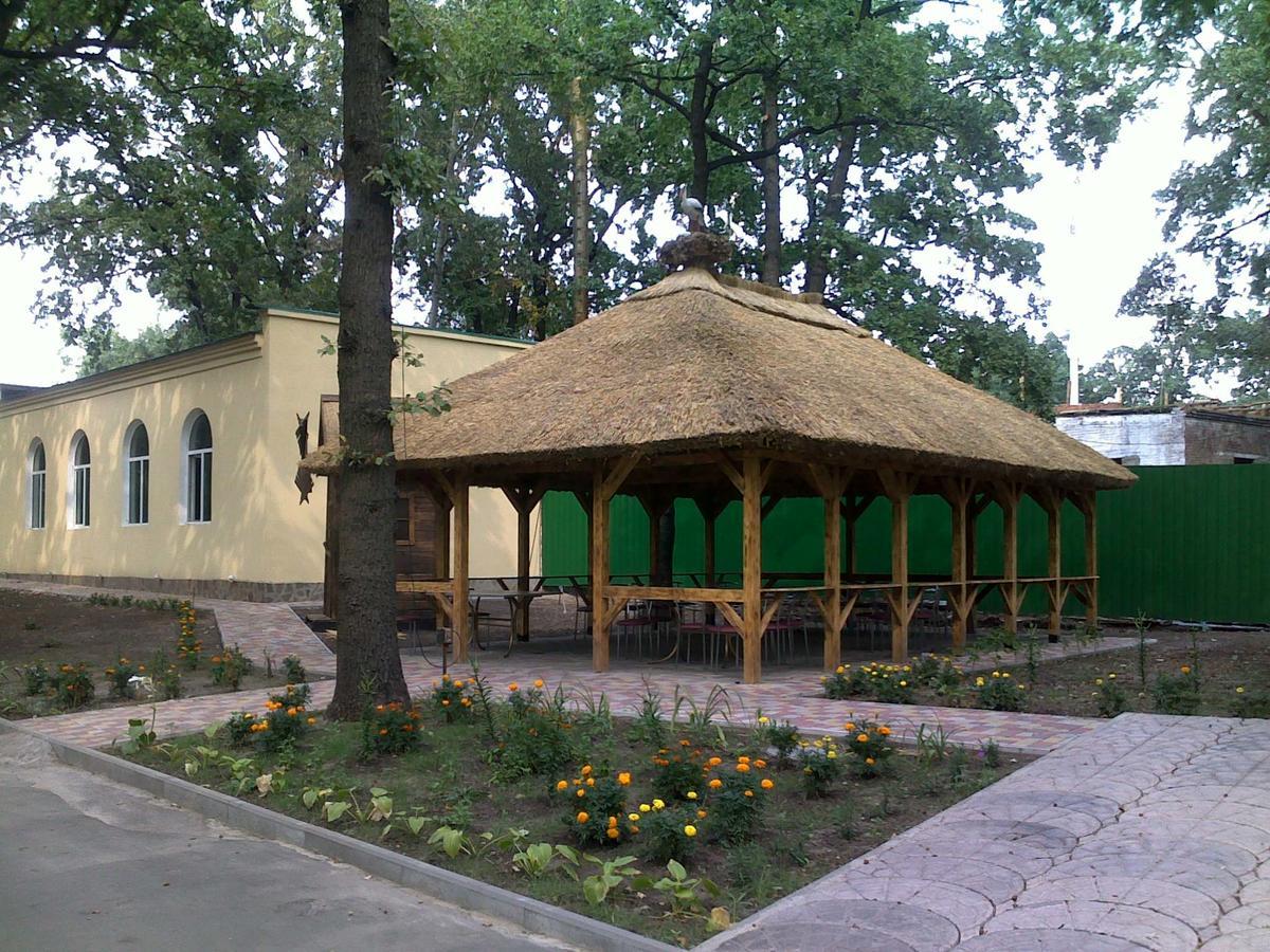 Hotel Dubrava Poltava Buitenkant foto