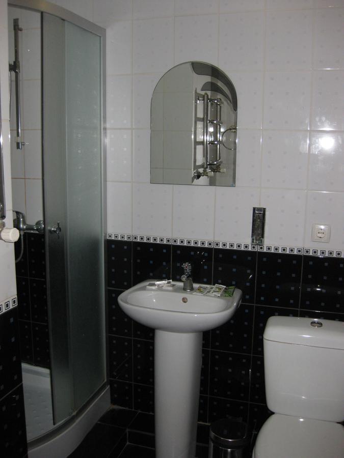 Hotel Dubrava Poltava Buitenkant foto