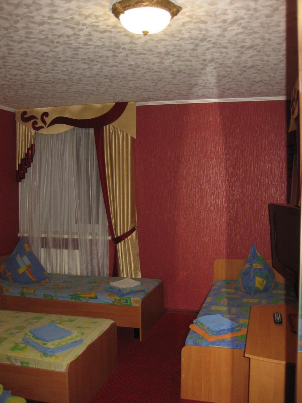 Hotel Dubrava Poltava Buitenkant foto