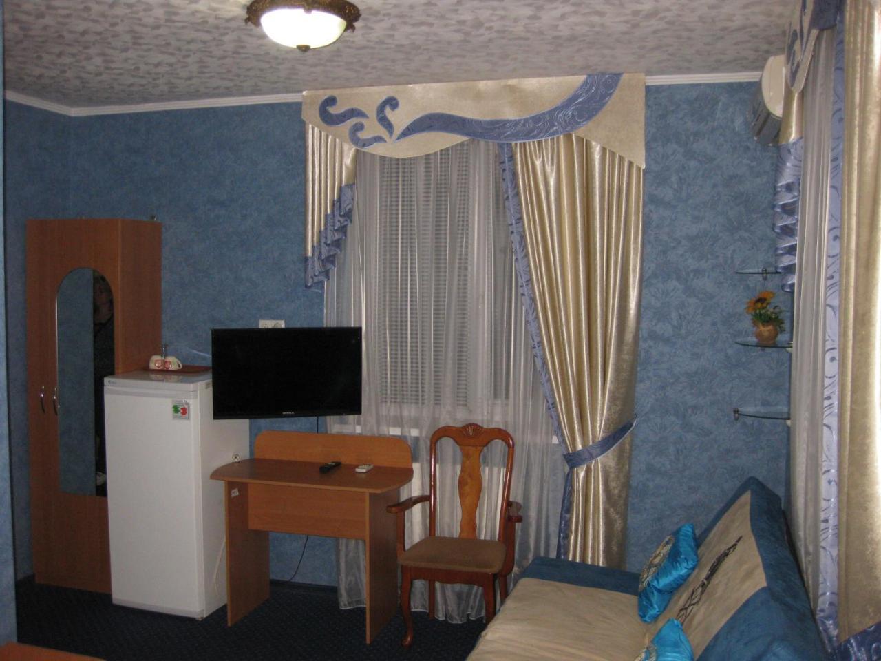 Hotel Dubrava Poltava Buitenkant foto